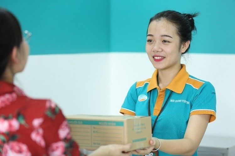 Đồng phục nhân viên viettel