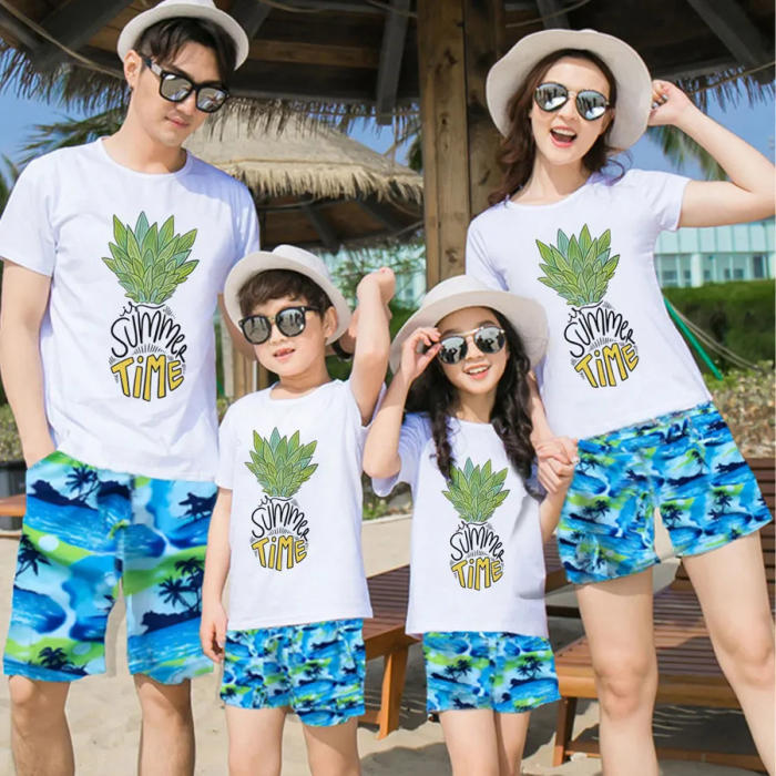 May quần áo gia đình đi biển sẽ thể hiện chất riêng cho gia đình của bạn