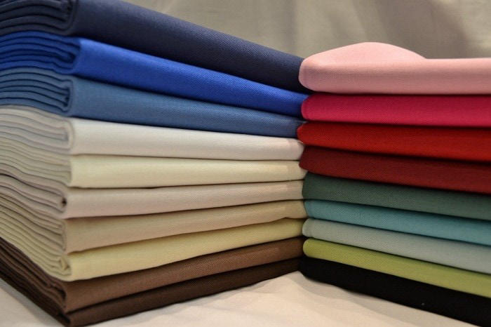Một số loại vải tốt dùng để may đồng phục mầm non như kaki, tici 65/35, cotton