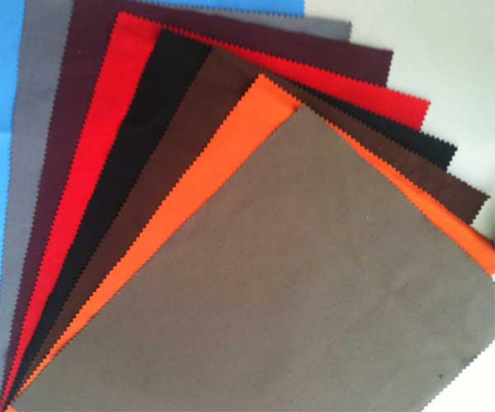 Vải kaki Liên Doanh đa dạng về màu sắc nhưng có khả năng thấm hút mồ hôi ở mức độ khá