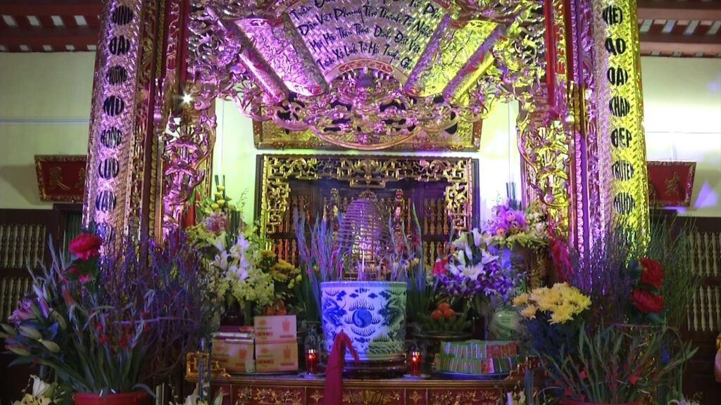 Đền thờ bà Nguyễn Thị Sen - Tổ nghề nghề may