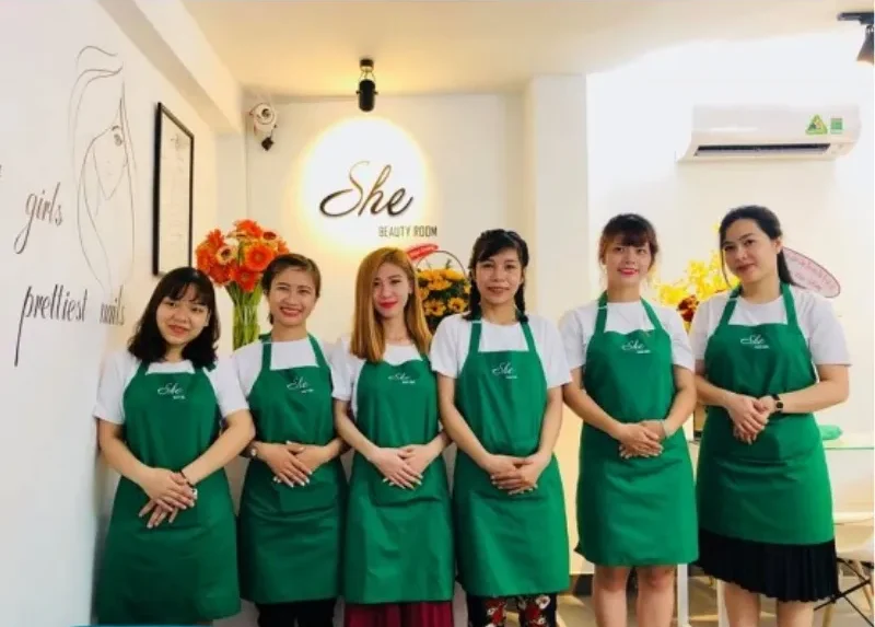 Tạp dề cho tiệm nails / tiệm tóc