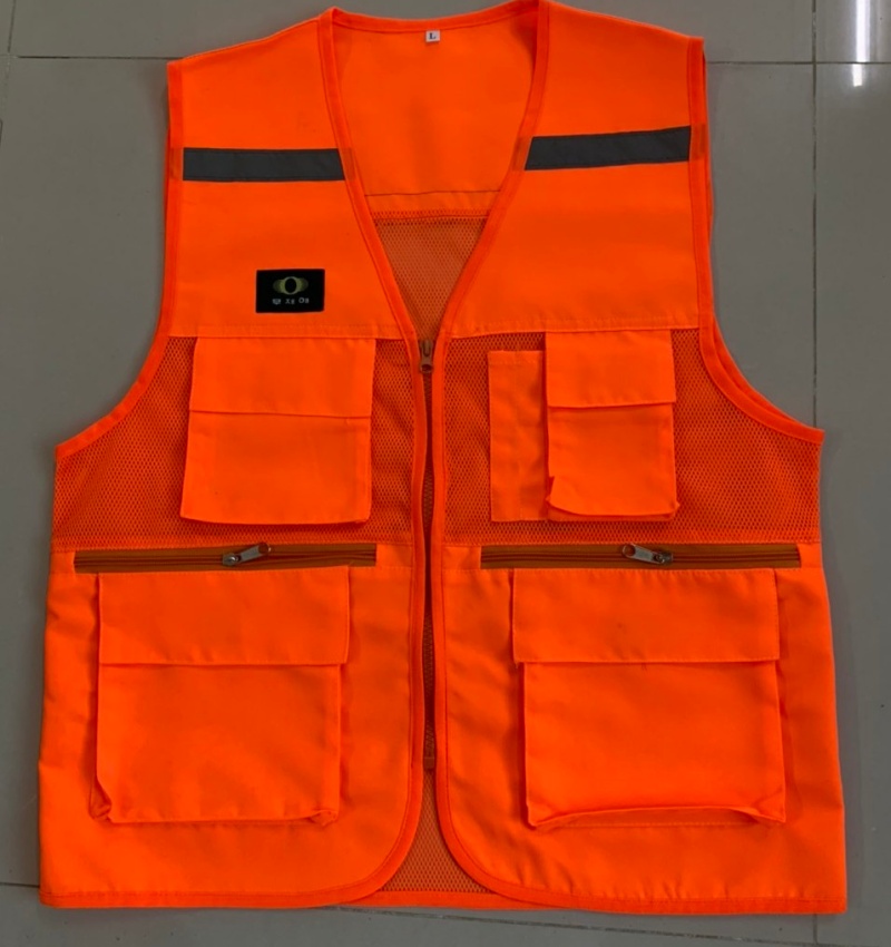 May áo gile bảo hộ